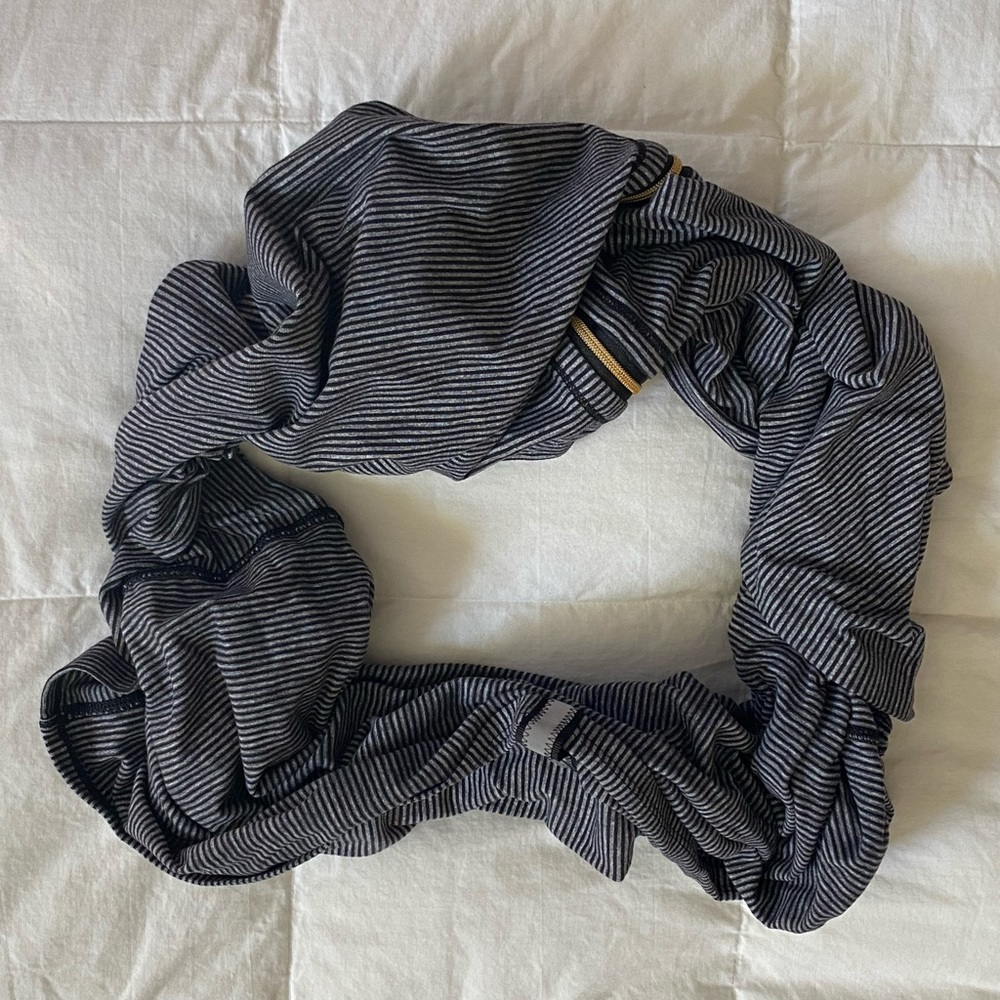 Lululemon Vinyasa Scarf